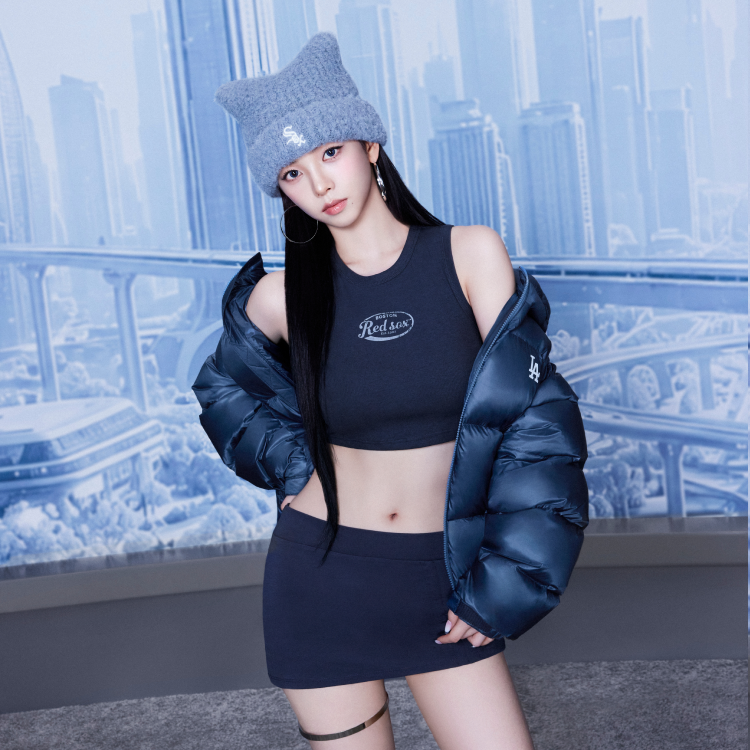 MLB 카리나 
IN THE WINTER CITY 이미지